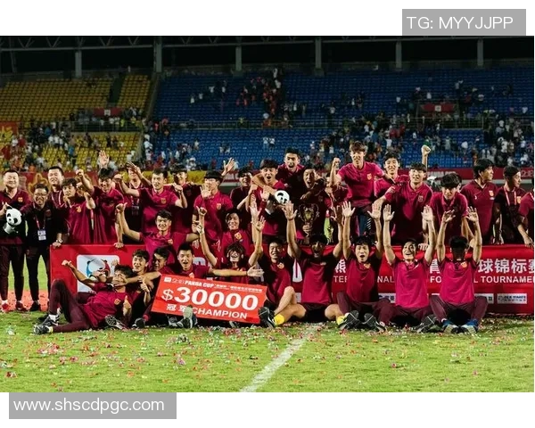 U19国足迎战阿联酋全力争胜期待年轻球员展现实力与潜力 U19国足迎战阿联酋全力争胜期待年轻球员展现实力与潜力