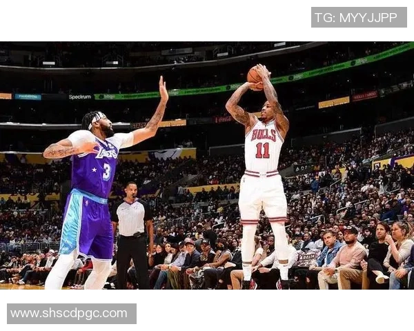 德马尔德罗赞的篮球之路与成就分析：从新星到全明星的蜕变历程