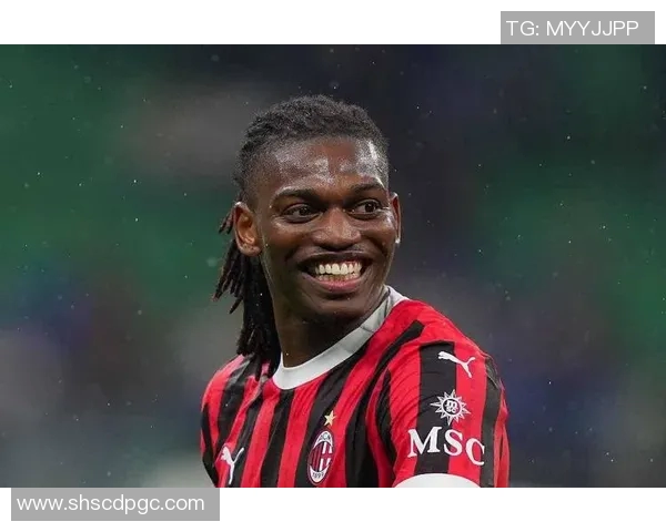 莱奥的奋斗之路:从平凡少年到足球巨星的成长故事 莱奥的奋斗之路:从平凡少年到足球巨星的成长故事