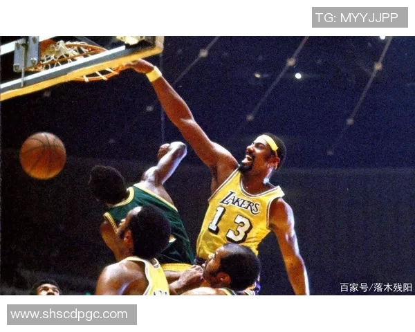 威尔特张伯伦的传奇人生与篮球历史的辉煌篇章